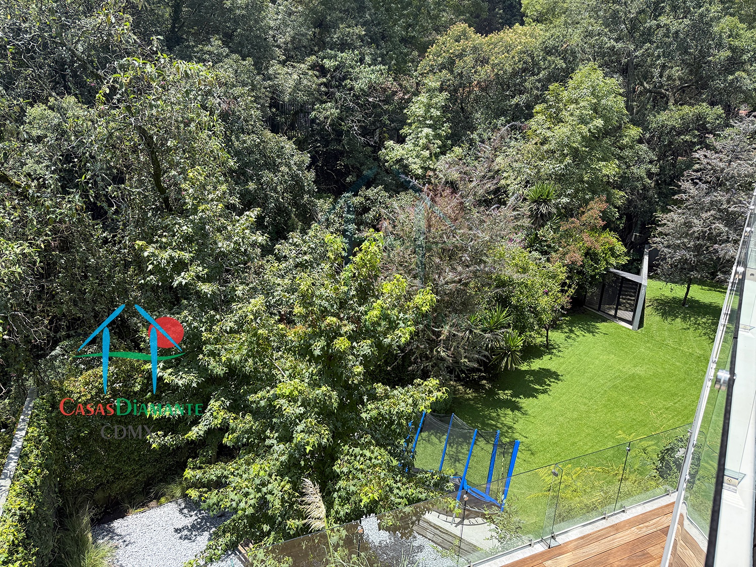 Las Aguilas Ursus BJB - Terraza 4